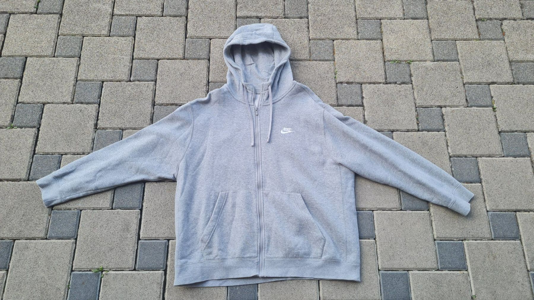 Tommy Hilfiger Pullover & Sweatshirts: Nike / Pullover / Trainerjacke / Hoodie / Herren / Grau – Gebraucht aus Safenwil von Husqi2000