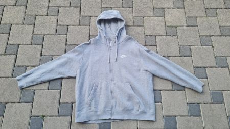 Nike / Pullover / Trainerjacke / Hoodie / Herren / Grau