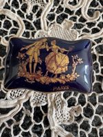 Limoges Porzellanbox mit „Paris“-Dekor, 7x4 cm