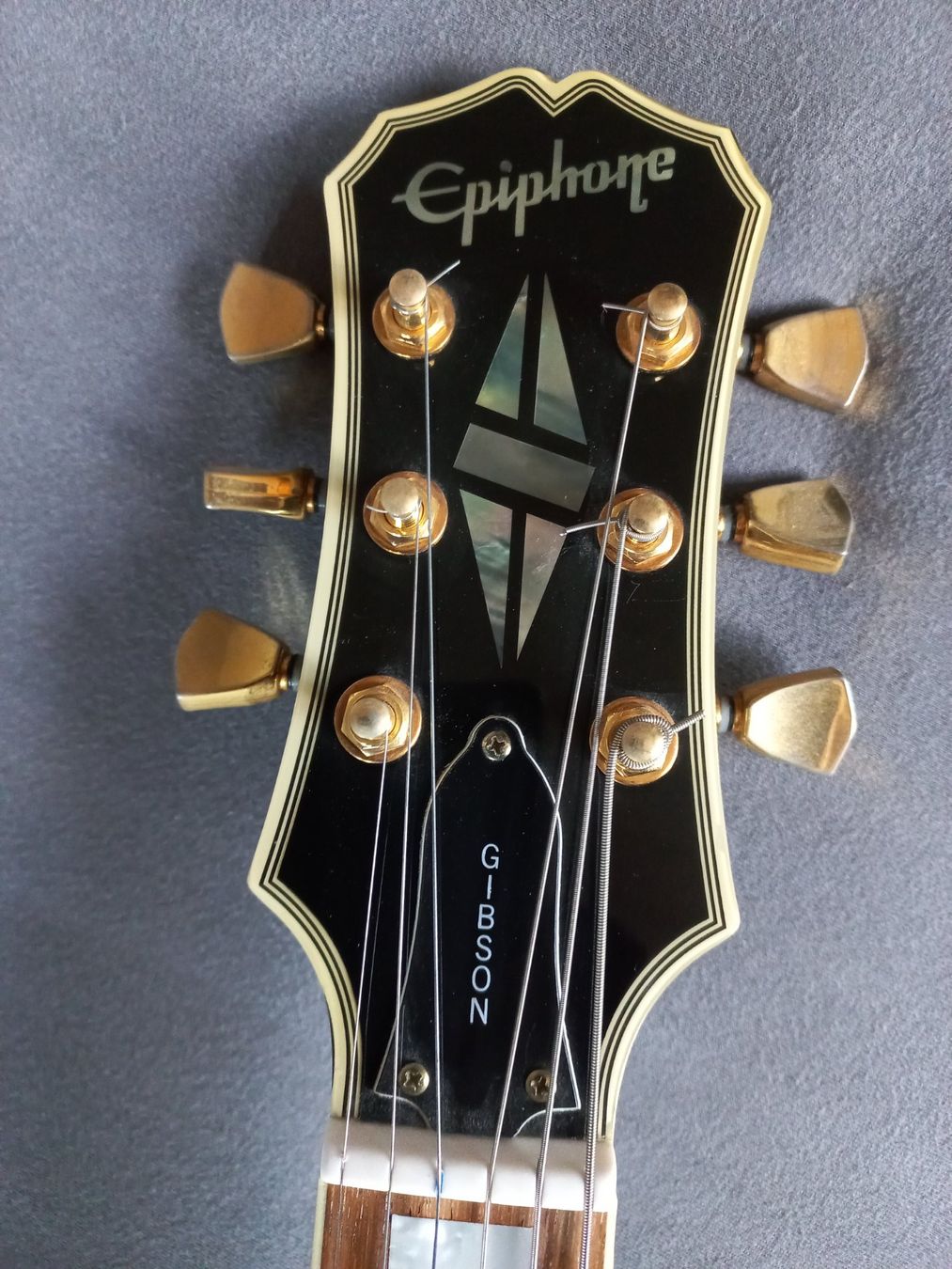 Epiphone Strumenti musicali: Epiphone Les Paul custom - Left hand – Usato da Kaisten venduto da HC66 1
