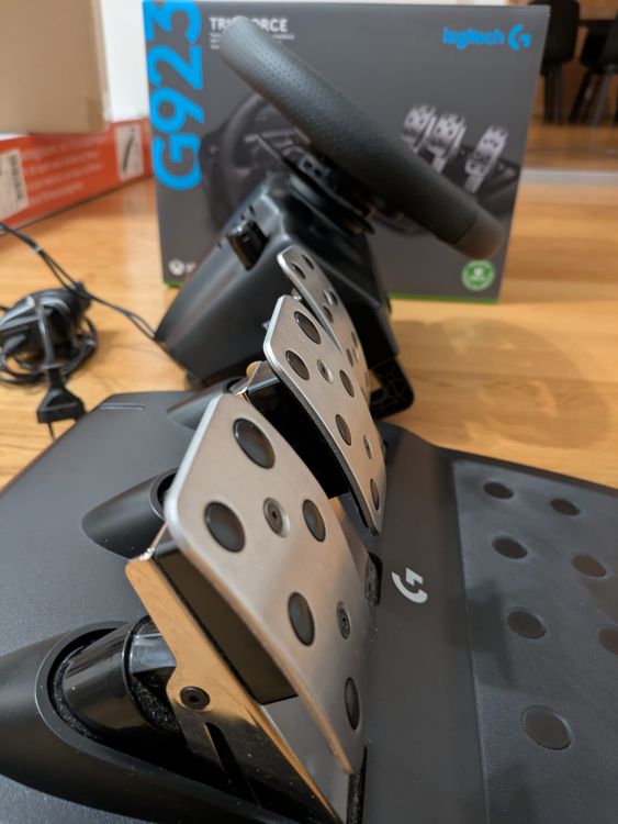 LOGITECH G923 True Force - Lenkrad 4
