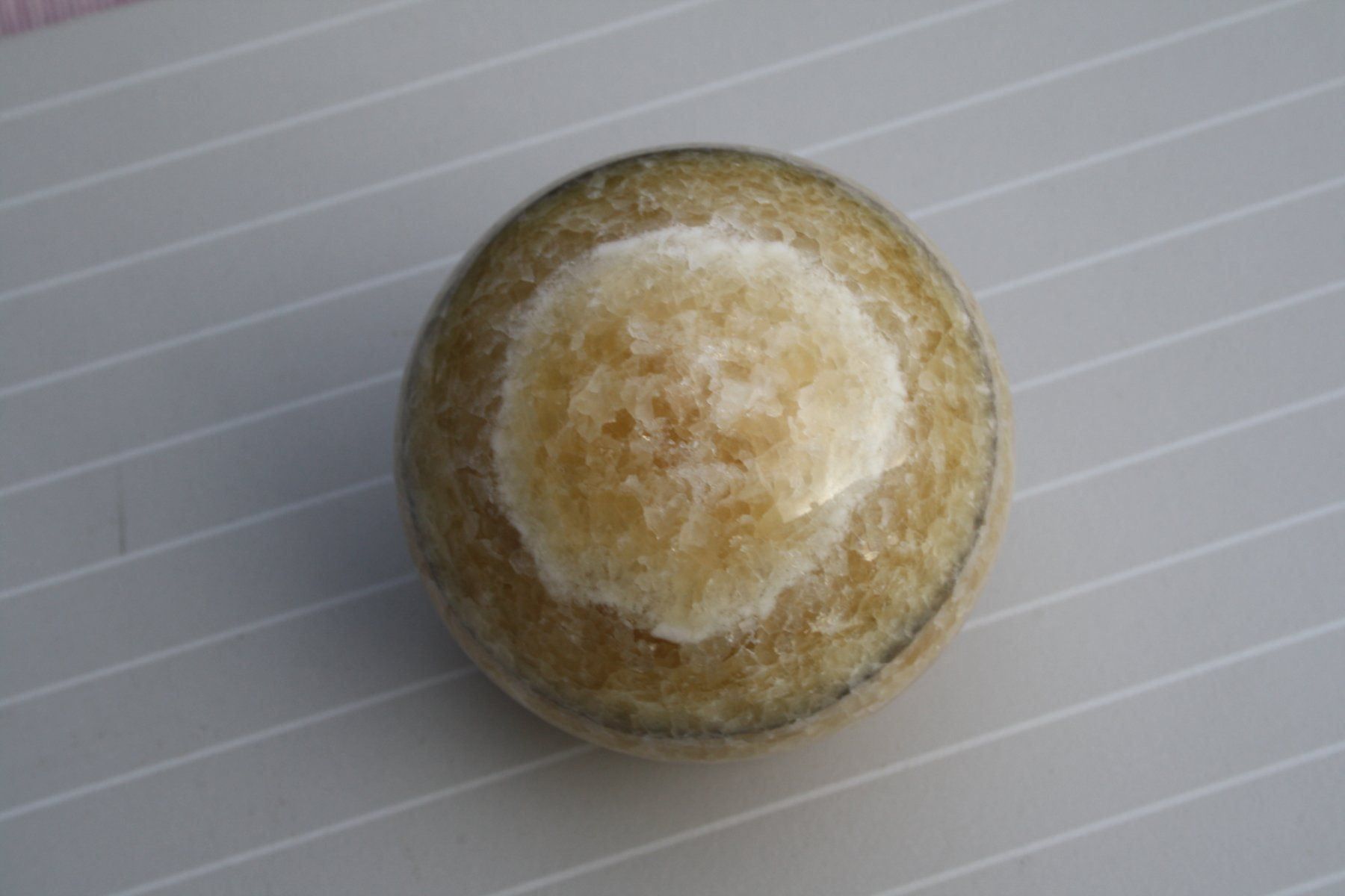 Minerali & Pietre curative: CALCIT ARGONIT KUGEL HEILSTEIN ca. 1.5 KILO – Usato da Wauwil venduto da Pneuedy 1