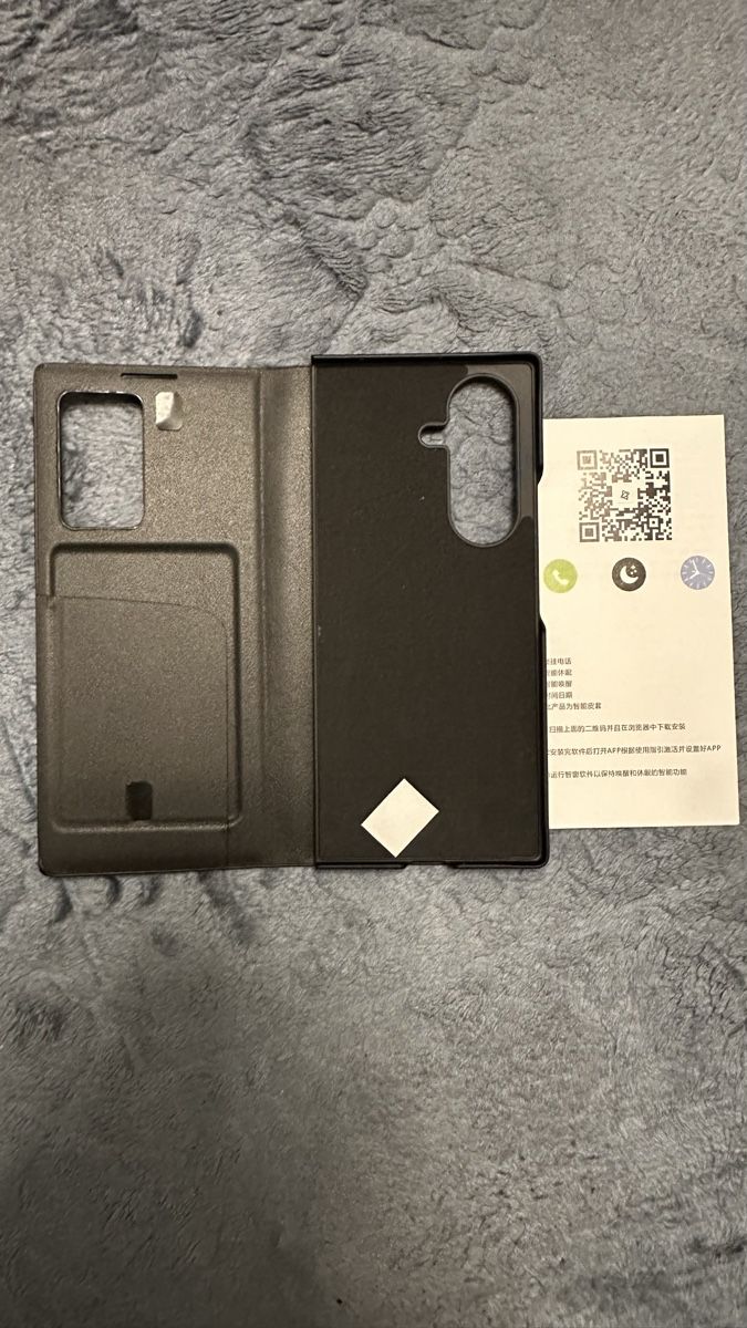 Samsung Cover & Protezioni schermo: Samsung Galaxy Fold 7 Hülle – Nuovo e nell'imballaggio originale da Schlieren venduto da Kamacho 2
