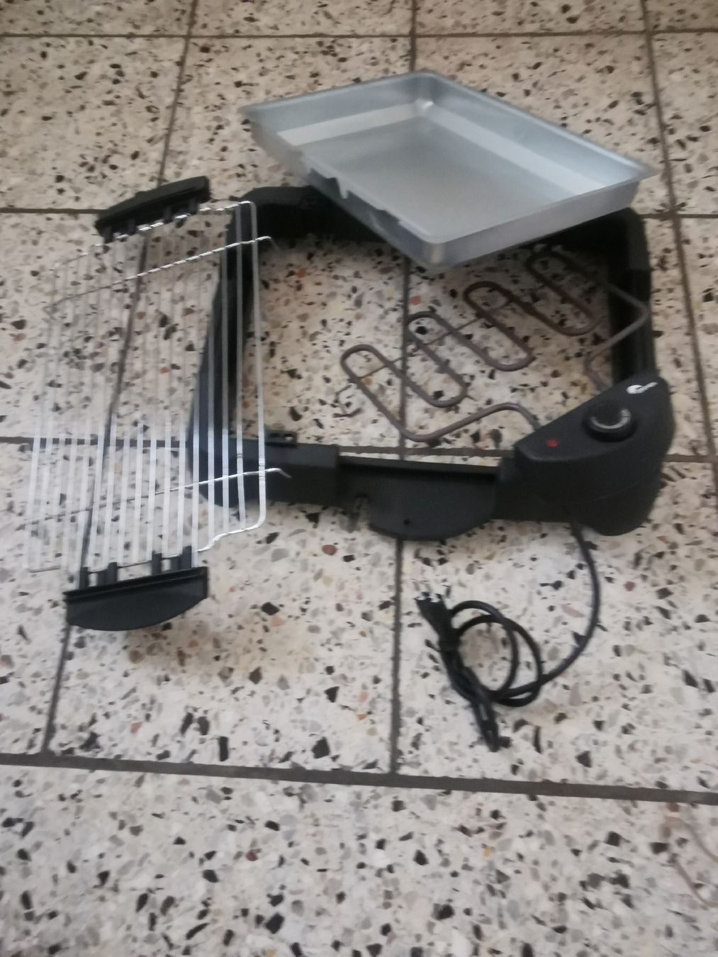 Griglie: Elektro Grill von Ohmex – Nuovo (secondo la descrizione) da Mellingen venduto da fra_g7y8 4