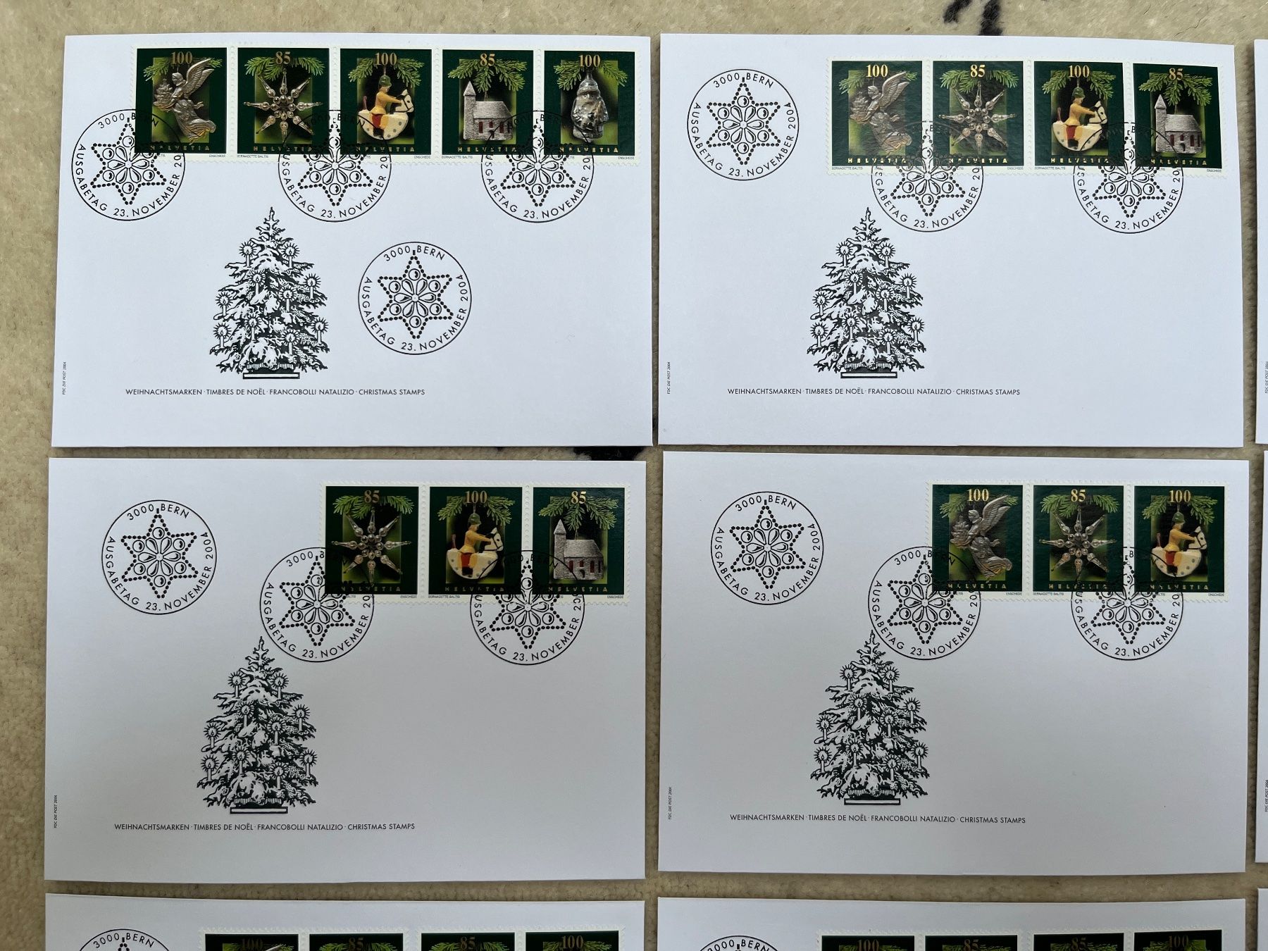 Tutti i francobolli: FDC Christbaumschmuck 2004 illustriert ohne Adresse – Nuovo e nell'imballaggio originale da Zürich venduto da Alain-Phila 1