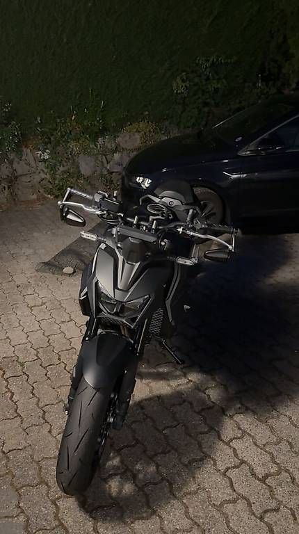 Route: Honda CB750 FULL – D'occasion à Belmont-sur-Lausanne par ArkHusk