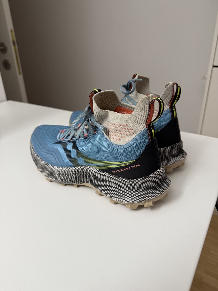 Saucony Scarpe da donna: Saucony Endorphin Trail 40,5 1-mal benutz – Nuovo (secondo la descrizione) da Horgen venduto da elixgdam