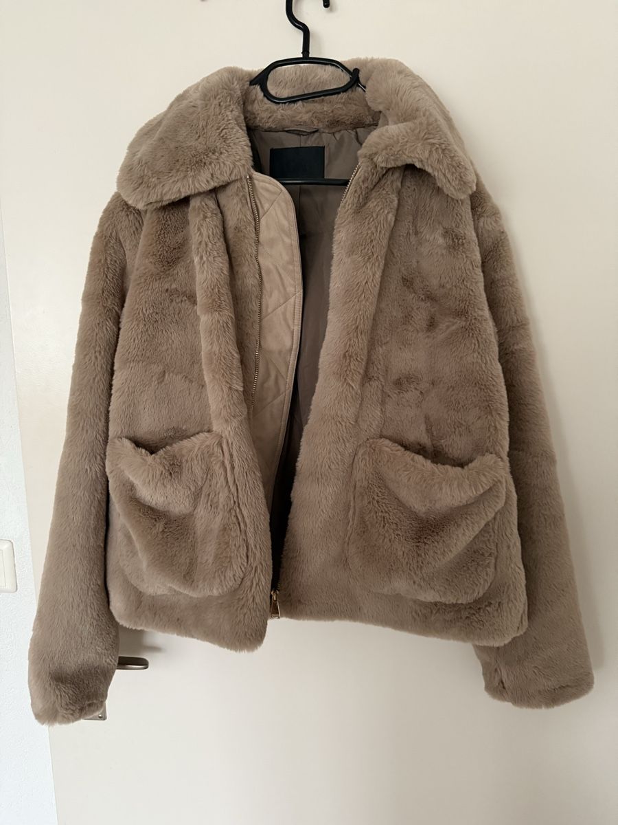 C&A Giacche: C&A Kunstfell-Jacke Gr. M | NEU – Nuovo (secondo la descrizione) da Zollikofen venduto da liindaaa 1