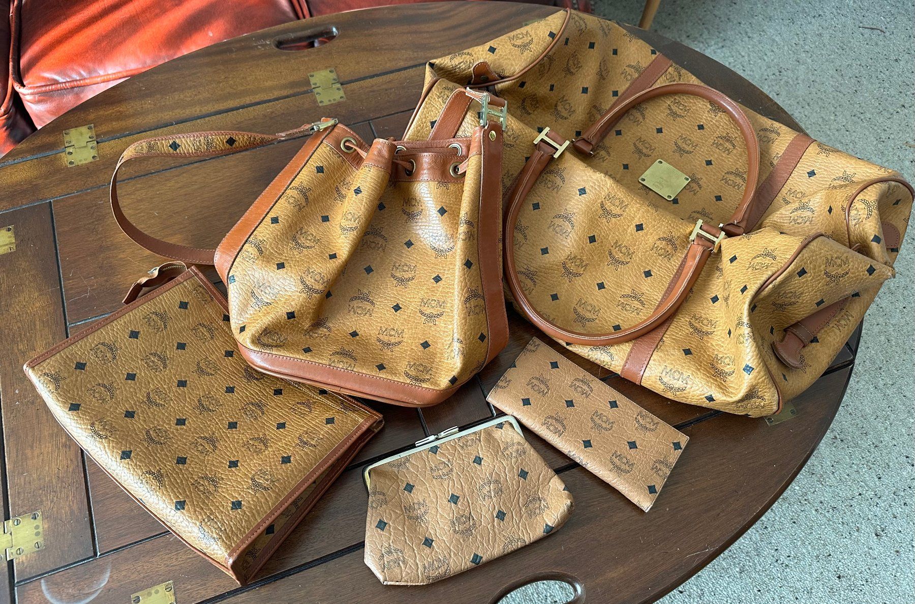 Borse da donna: MCM Taschen Set – Usato da Russikon venduto da cessna04