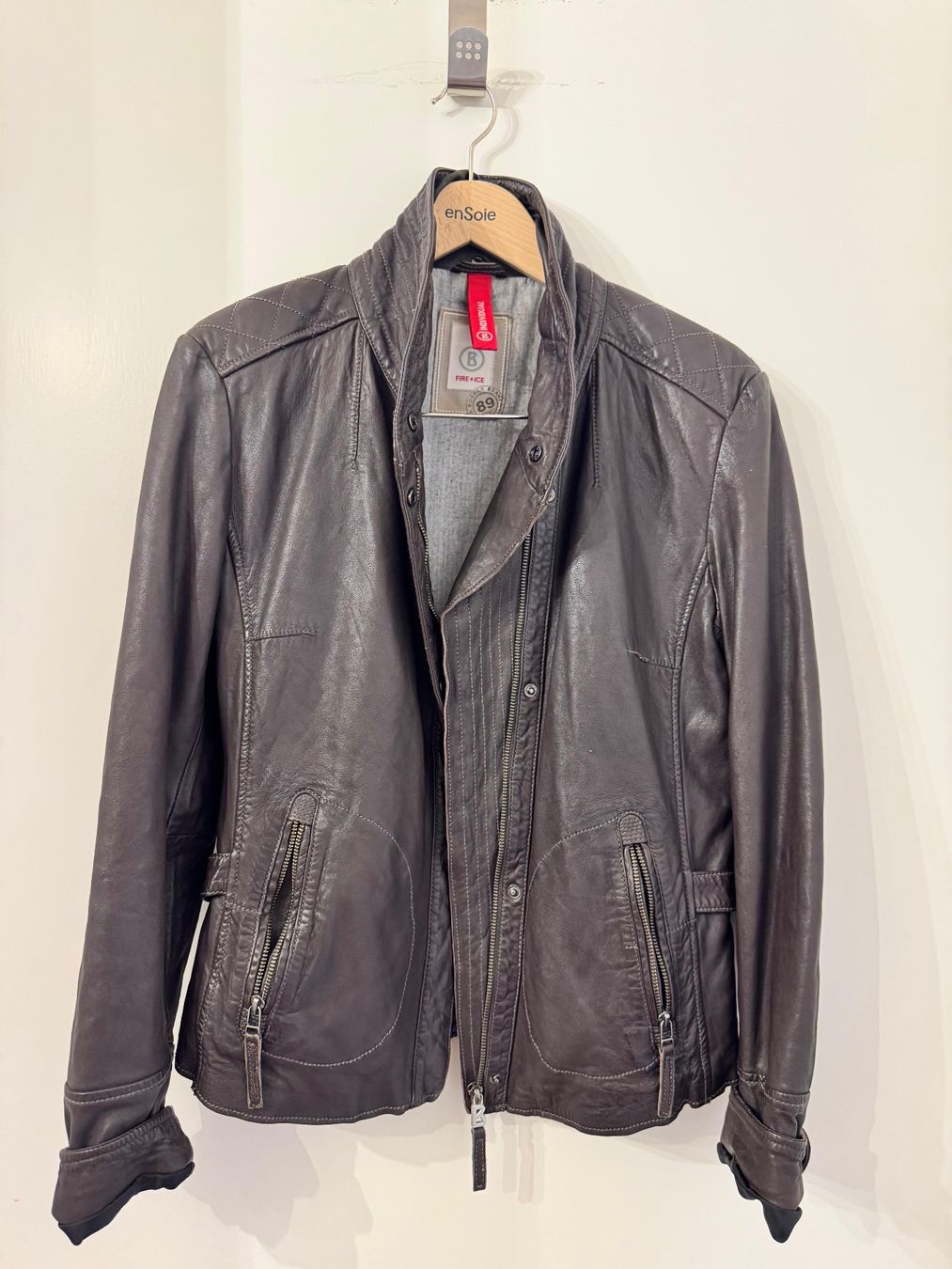 Bogner Jacken: Bogner Lederjacke – Gebraucht aus Uitikon Waldegg von Thefateofophelia