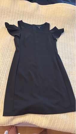 Stylish Black Dress - Perfect for Summer Evenings!