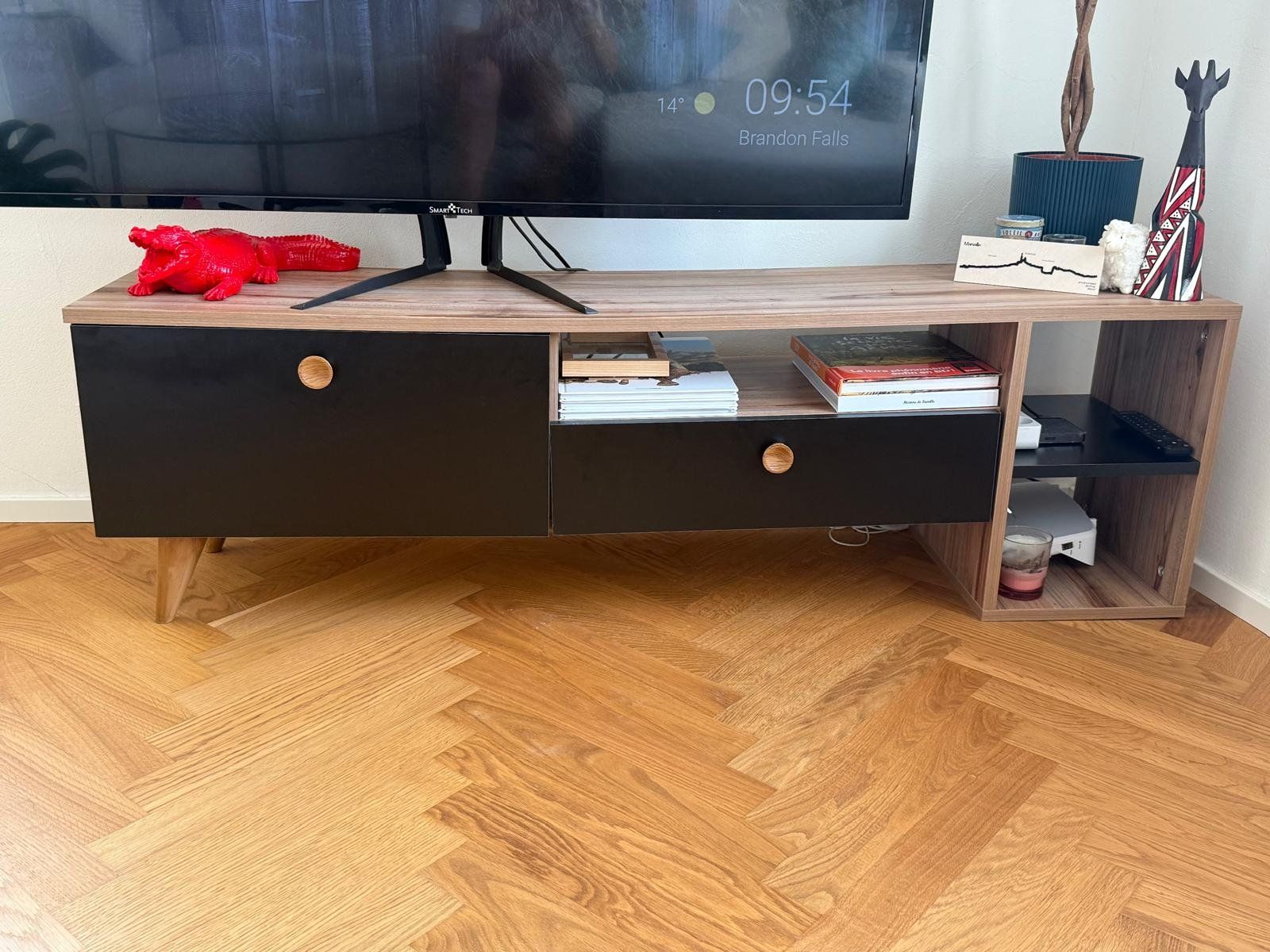 Mobili TV: TV-Möbel 150x45x35 – Usato da Zürich venduto da luc_8wll