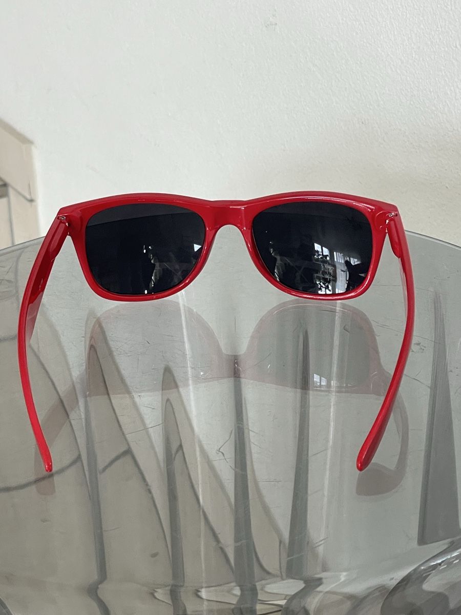 Ray-Ban Occhiali & Lenti: Ray-Ban Wayfarer Sunglasses – Usato da Richterswil venduto da Prangins9 4