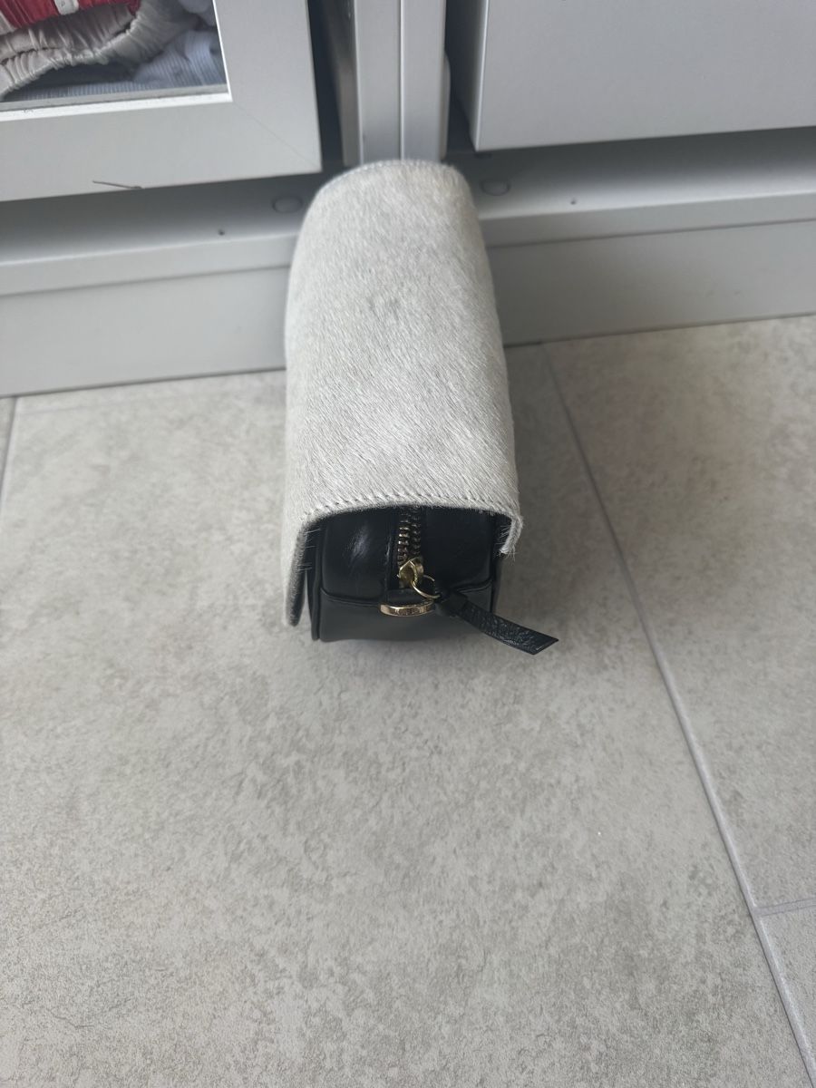 Borse da donna: Echte Felltasche Royal Republik , neu  – Nuovo (secondo la descrizione) da Zürich venduto da Anilein_9989 3
