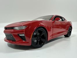 Chevrolet Camaro SS 1:18, rot, MAISTO