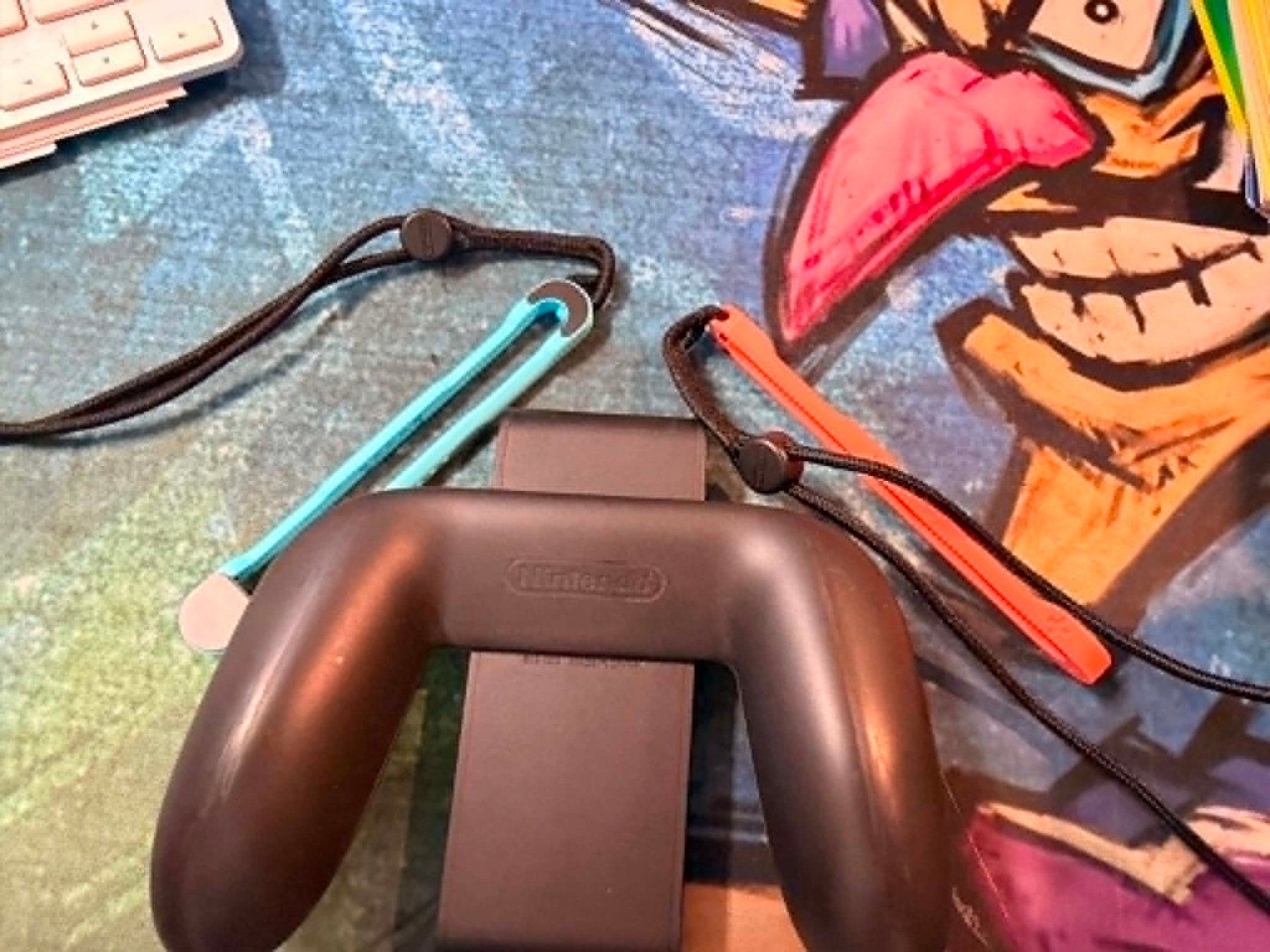 Nintendo Console: Nintendo Switch 2 Joy-Con Grip – Usato da Giubiasco venduto da Ticinerd 1