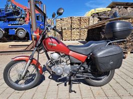 Yamaha 125 SR