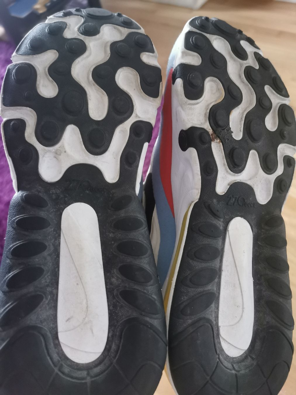 Nike Chaussures hommes: Nike air max 270 react 40 – D'occasion à Bern par ged_ffx9 3