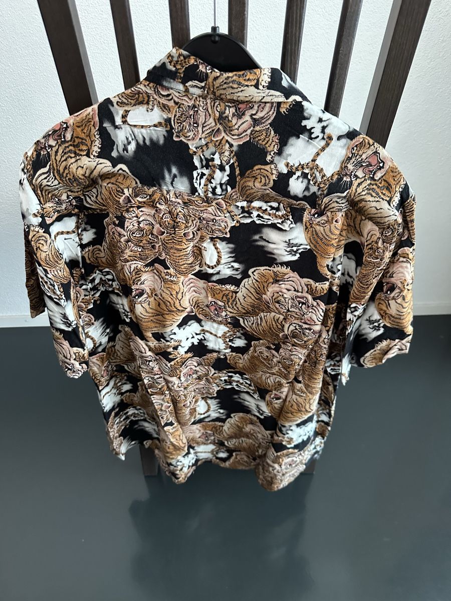 Camicie: Sommerliches Tigerhemd – Usato da Schlieren venduto da James1010 2