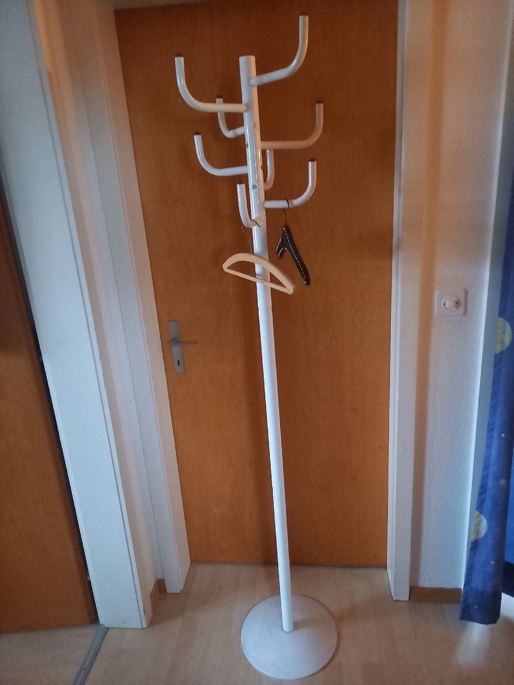 Guardaroba: Garderobe – Usato da NIEDERBUCHSITEN venduto da jut_lpv5 1