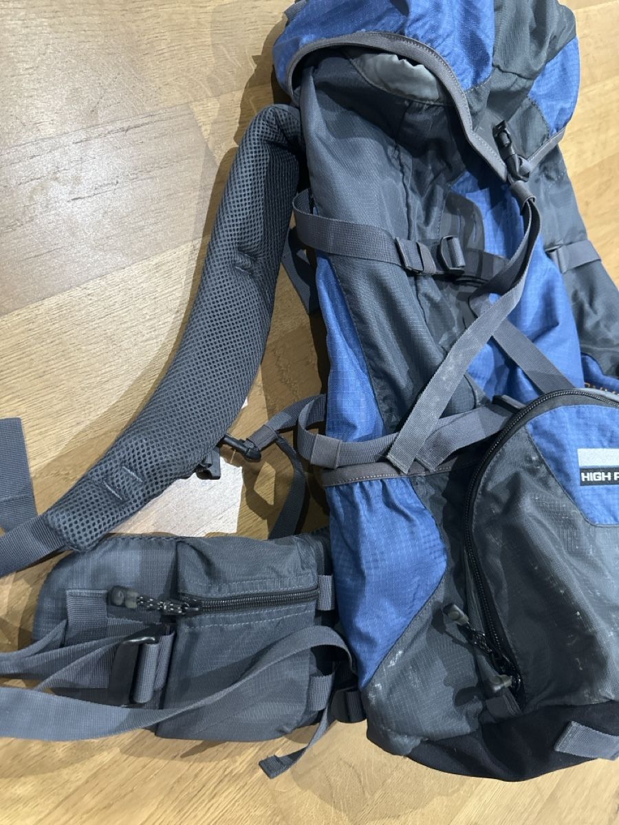 Rucksäcke: reiserucksack – Gebraucht aus Dozwil von muffling 2