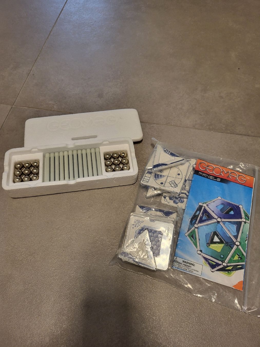 Geomag Kit di costruzioni: Geomag Konstruktions-Set – Nuovo (secondo la descrizione) da Biel/Bienne venduto da Aare5