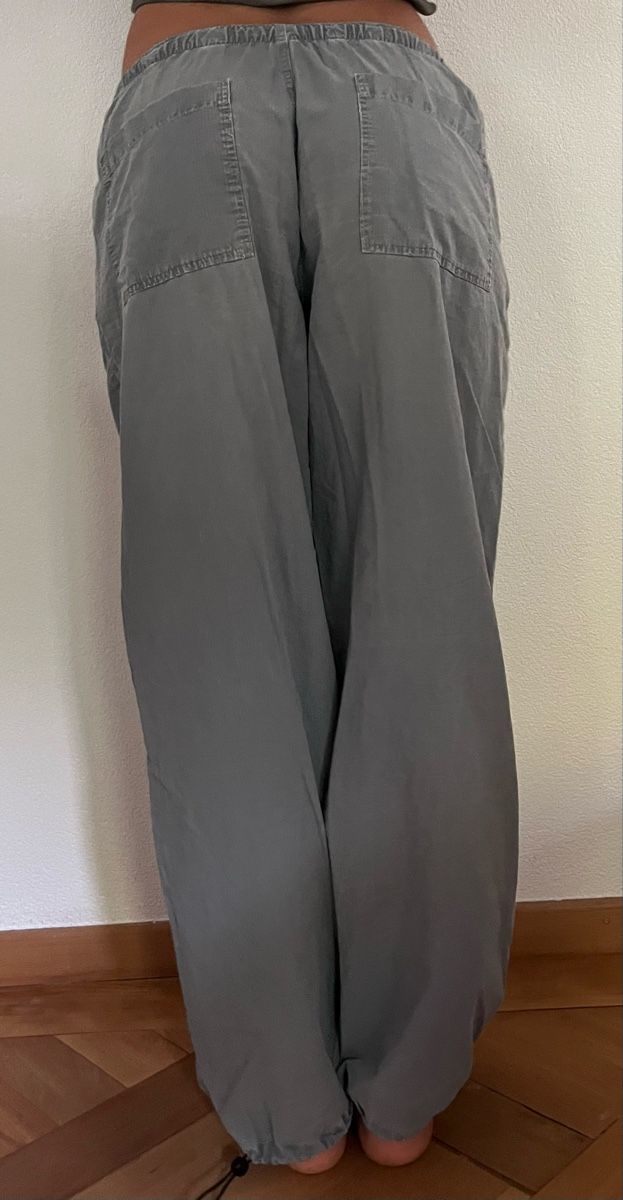 Zara Pantaloni: Pantalon Parachute ZARA – Usato da Biel/Bienne venduto da Car_Schuss 4
