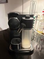 Delonghi Nespresso Lattissima One Kaffeemaschine Top Zustand
