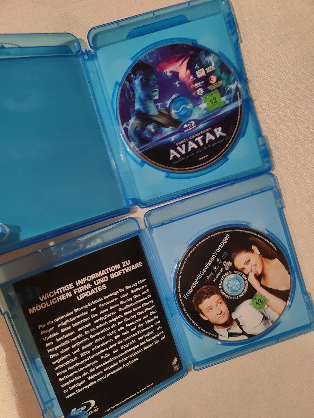 Tutti i DVDs: Avatar +  Friends With Benefits Blu-Ray – Usato da Zürich venduto da mariafe 2