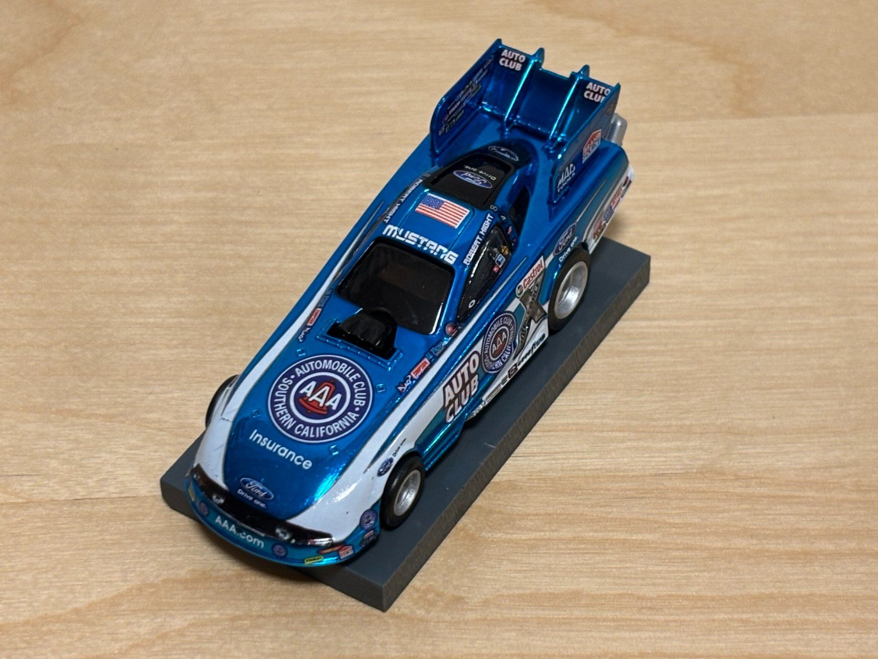 Circuits: AW 4Gear Funny Car "AAA" Robert Hight – Neuf (Voir description) à Bülach par h0slotch