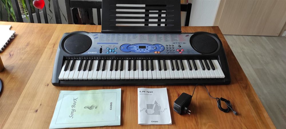 Casio lk 40 discount keyboard