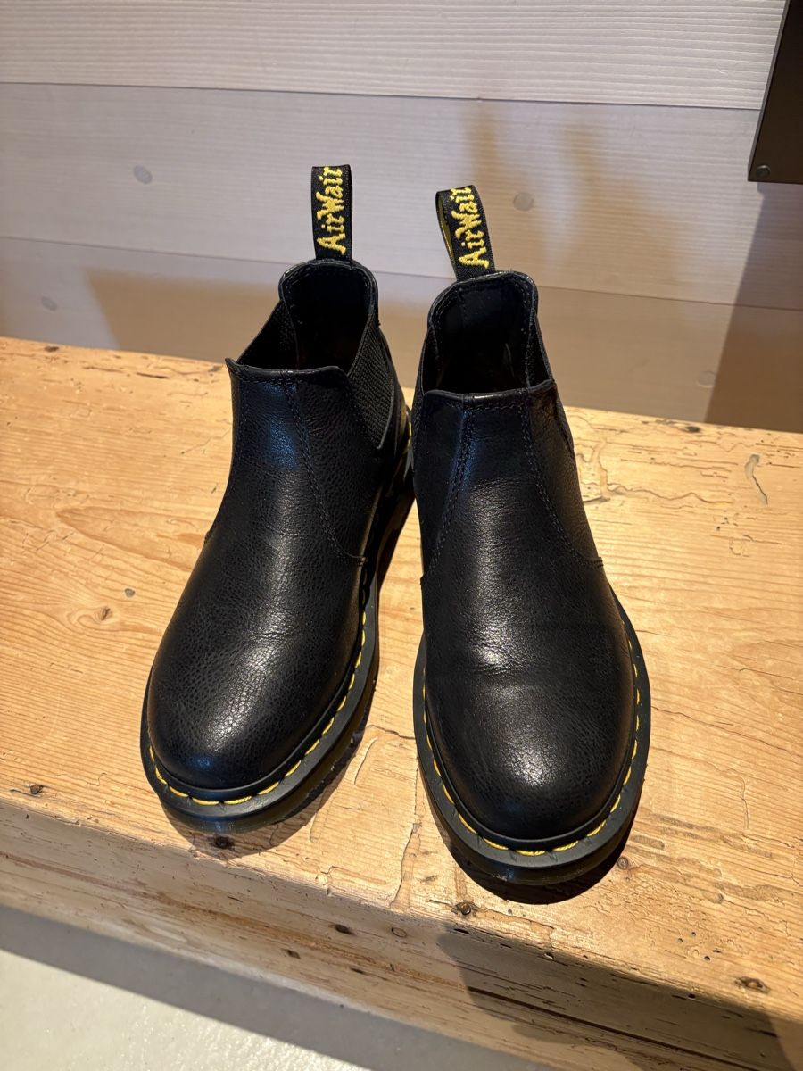 Scarpe da uomo: Dr. Martens – Nuovo (secondo la descrizione) da aarau venduto da elledanielle