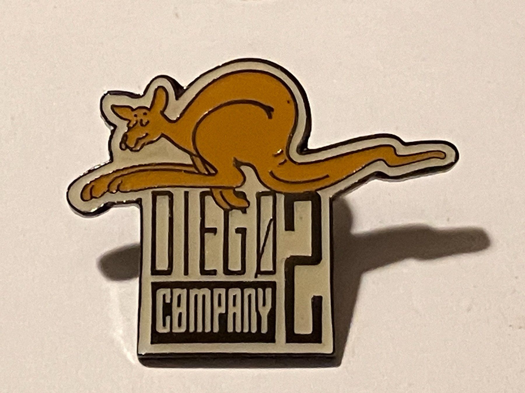 Placchette & Badge: 1 Pin Diego 2 Company – Usato da Basel venduto da djwwpp