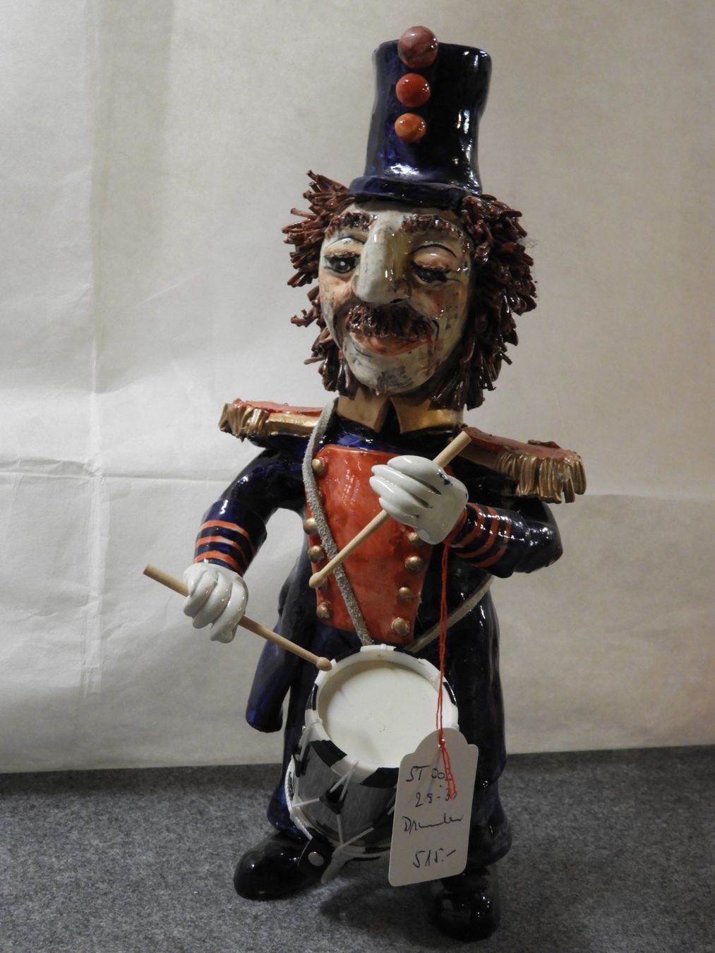 Statuette: FASNACHTSFIGUR Stänzler Drummler 29-30 CM EINZELSTUCK – Nuovo (secondo la descrizione) da Ettingen venduto da 1985printemps 1