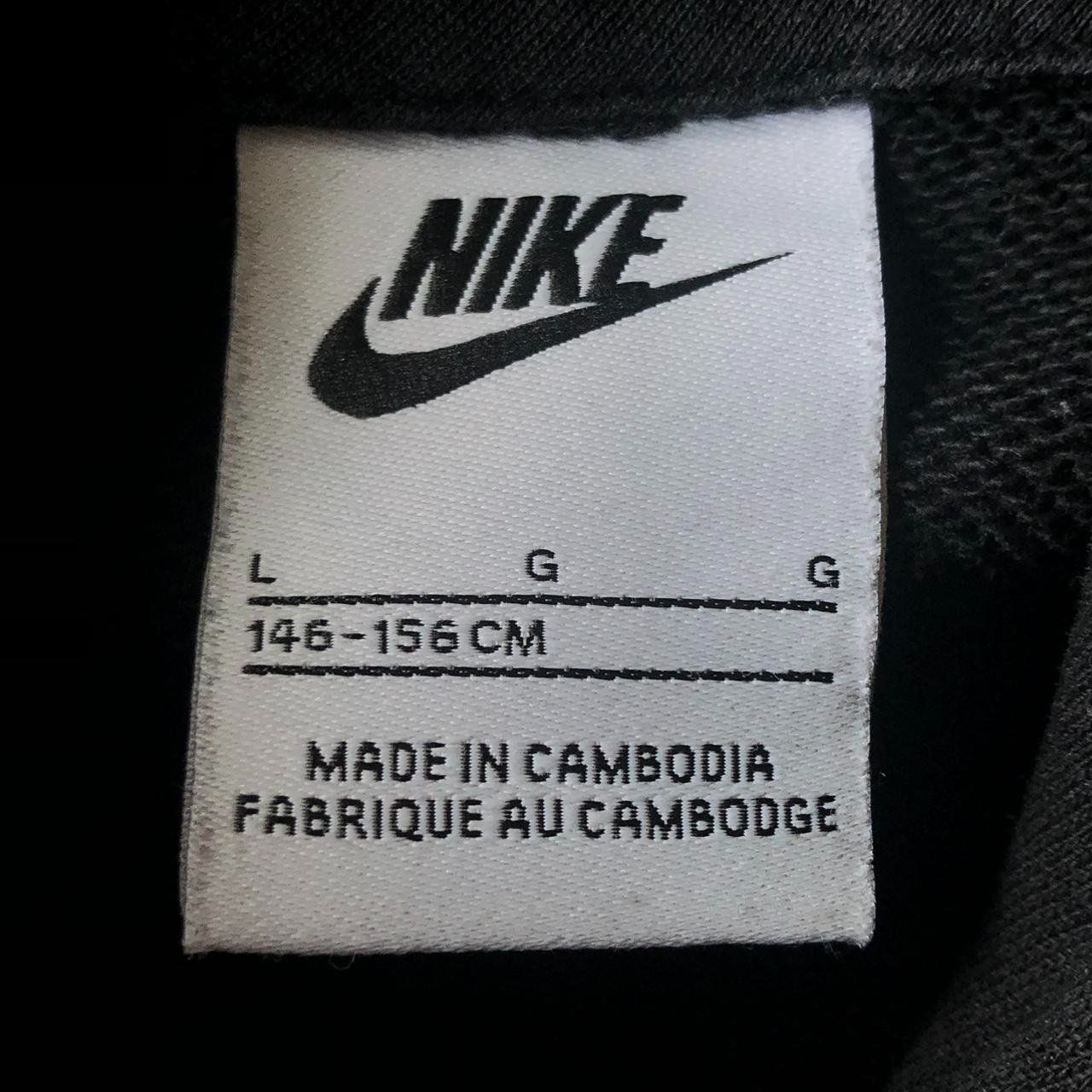 Nike Maglioni & Felpe: Pull Nike Crop Top Black Women L – Usato da Genève venduto da ang_7j7j 4