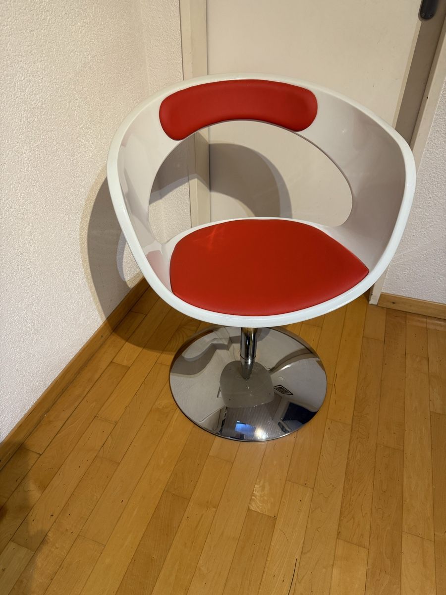 Chaises: Drehstuhl – Neuf (Voir description) à Horriwil par Carrera68 4