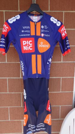 Post Nl Nalini suit worn by Poole during Giro size M