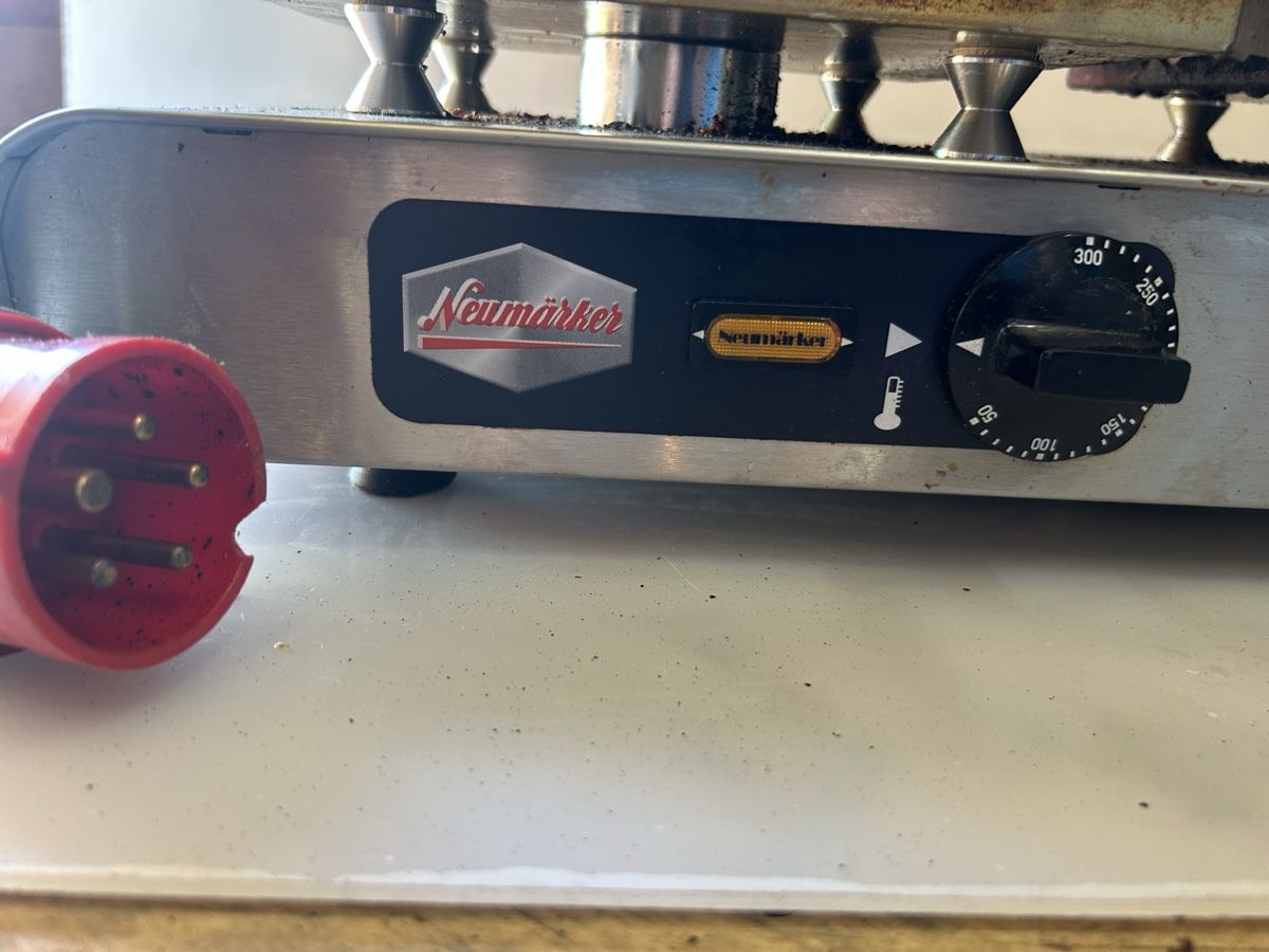 Küchengeräte: Neumärker Waffel Backgerät – Gebraucht aus kehrsatz von joc_lb6v 3