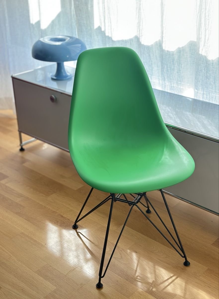 Vitra Sedie: Vitra - Eames Plastic Side Chair DSR – Nuovo (secondo la descrizione) da Meggen venduto da Fenchel92
