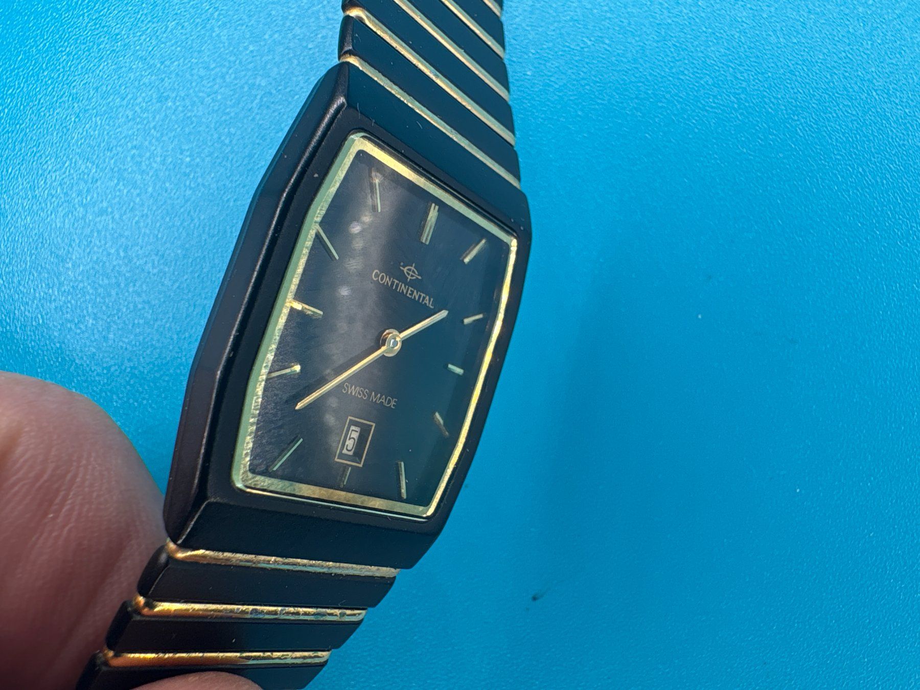 Continental Orologi: Continental Tank Uhr Quartz – Usato da Elgg venduto da Jo_Naj 4