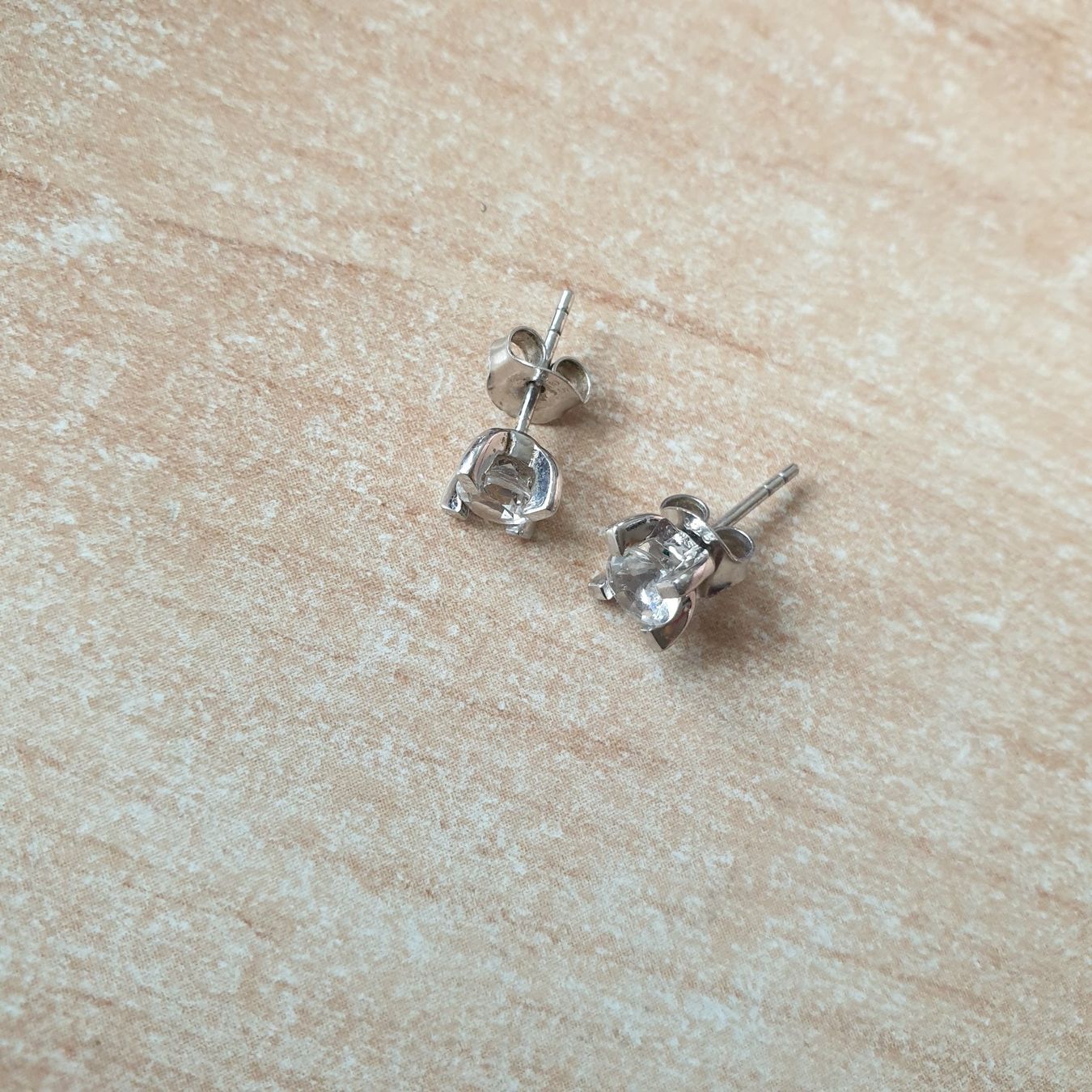 Ohrringe & -stecker: OHRSTECKER 925 GESTEMPELT MIT ZIRKONIA – Gebraucht aus Winterthur von katzen07 6