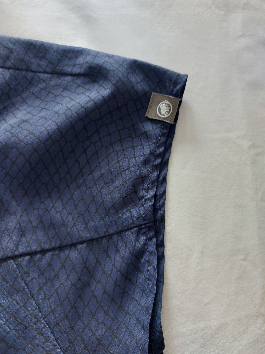 Mammut Camicette: Mammut Hemd Gr.XL,  Blau-schwarz mit Muster  – Usato da Thun venduto da Alexanna 3