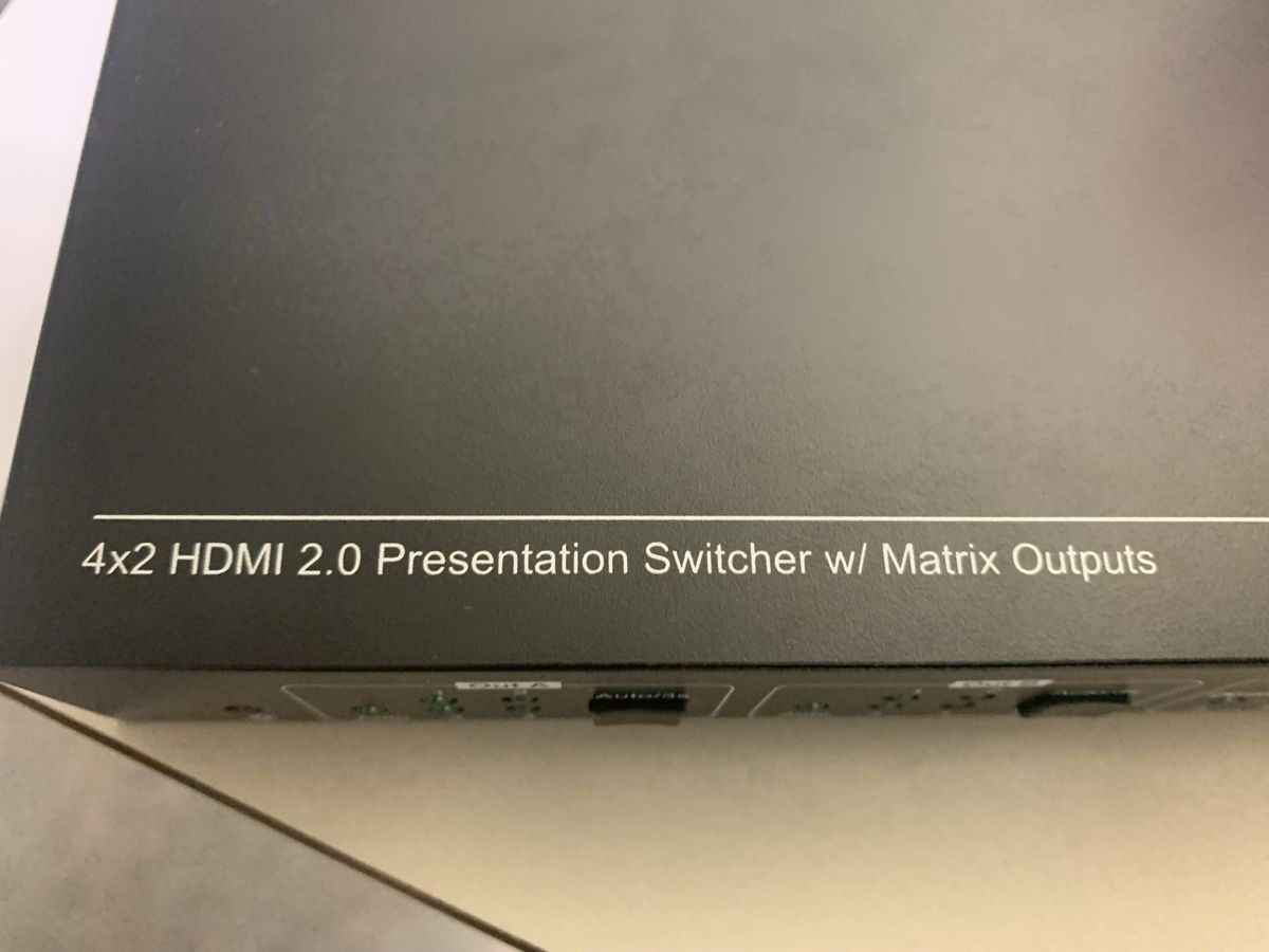 Hubs & Switches: Vivolink Matrix Switch – Gebraucht aus Uznach von pegasus101 1