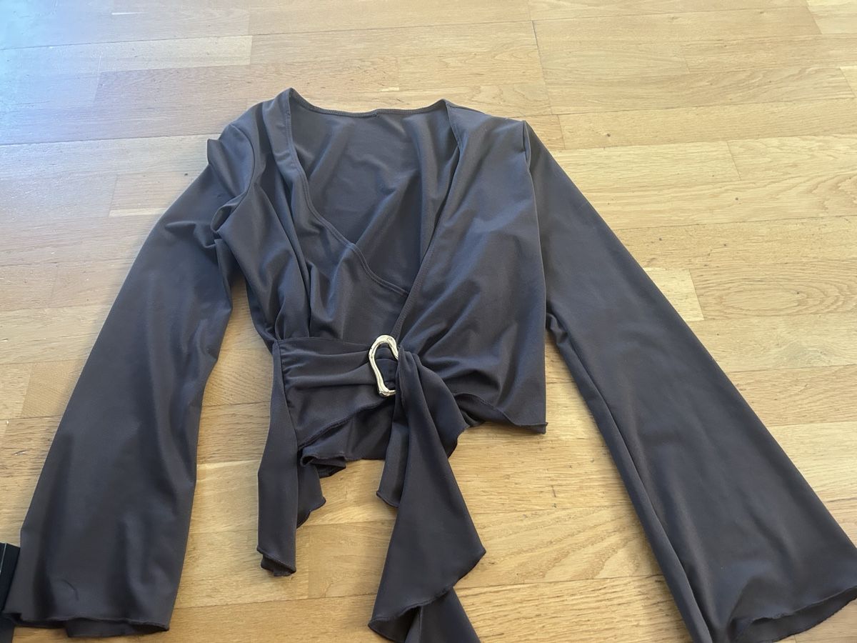 Maglioni & Felpe: Pullover gr s neu – Nuovo (secondo la descrizione) da Allschwil venduto da selake990673