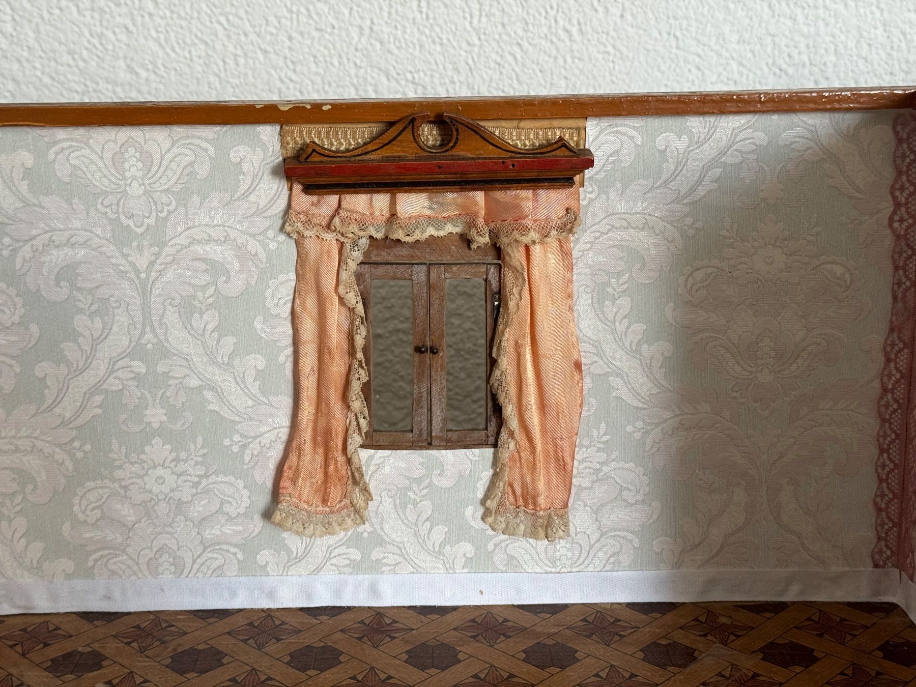 Case e mobili per bambole: Alte Puppenstube / Puppenhaus – Usato da Neuendorf venduto da Sternenzauber17 9