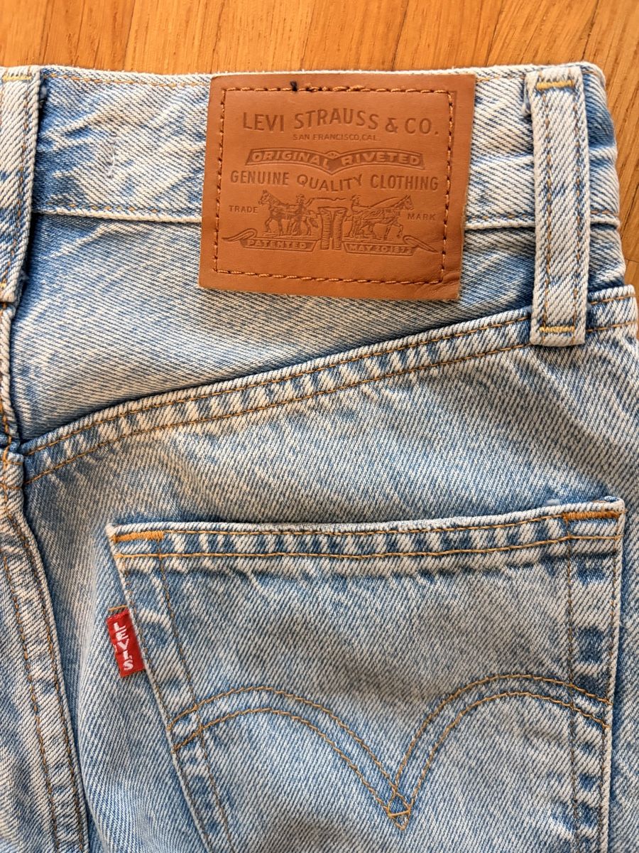 Levi's Jeans: Levis Ribcage Straight Jeans – Usato da Embrach venduto da saaaraah_ 2