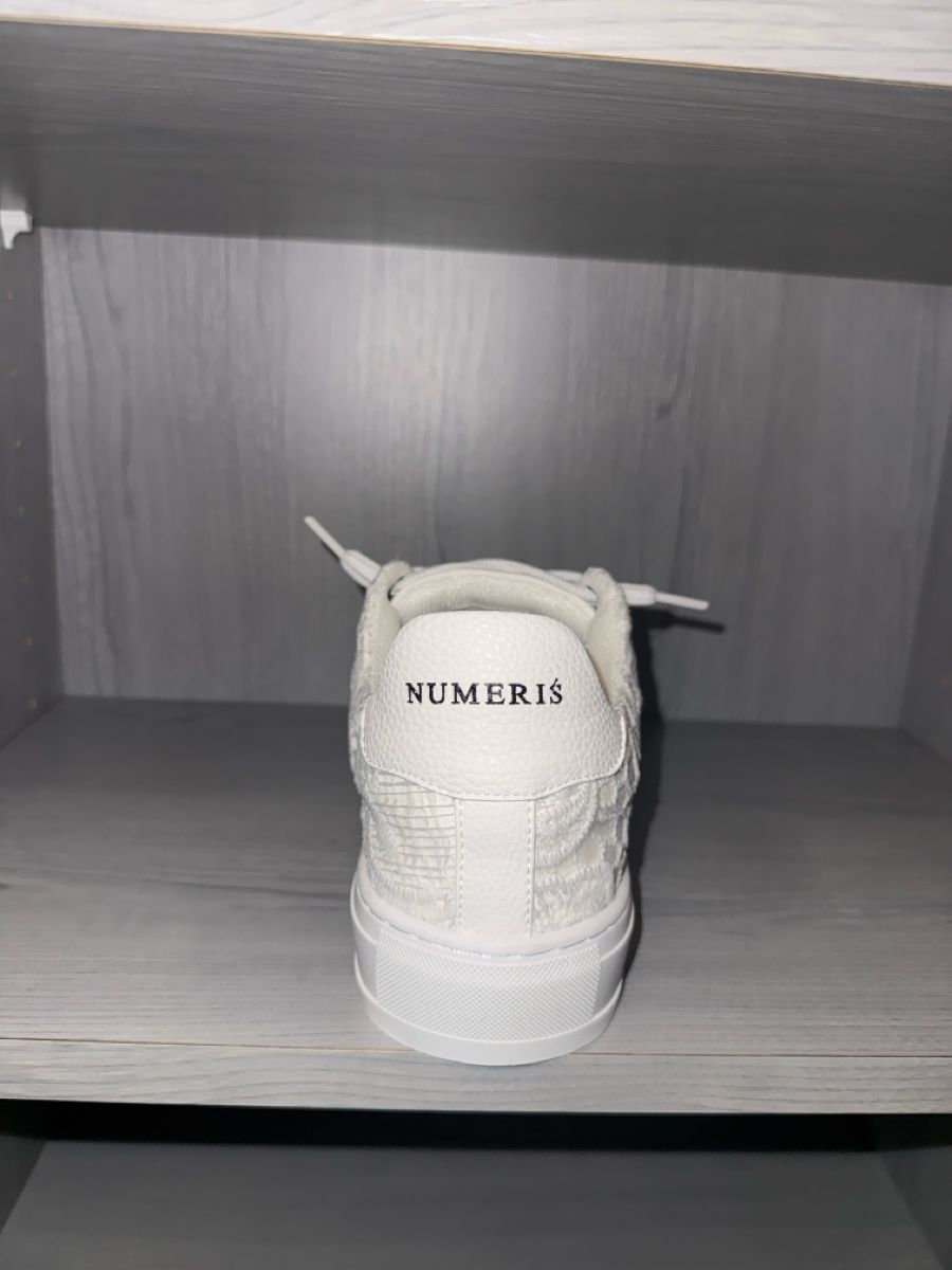 Scarpe da uomo: Numeriś weiss special Grösse 39 – Nuovo (secondo la descrizione) da Muttenz venduto da Hera.DAL 2