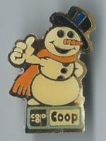 Coop Schneemann Pin