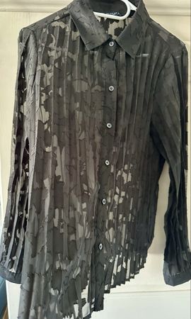 Chemisier Zara noir transparent, taille M, parfait état!