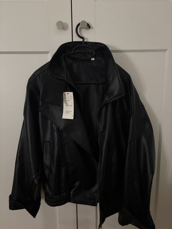 Giacca finta pelle nera taglia S/M nuova
